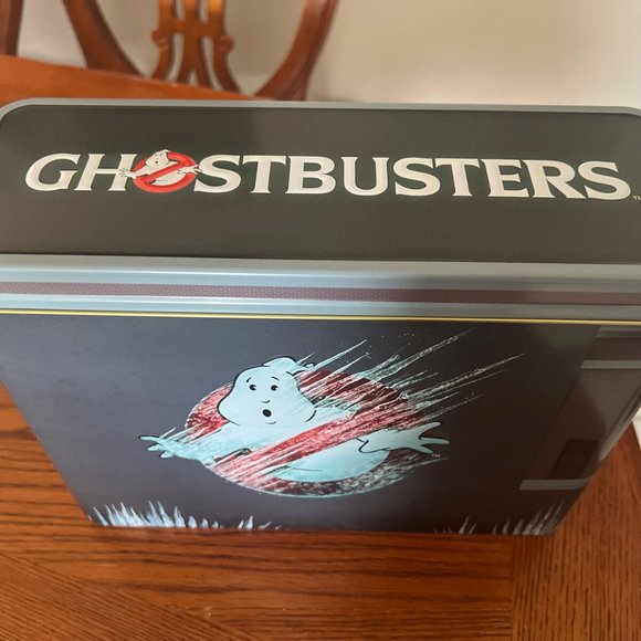 Ghostbusters: Frozen Empire Firehouse Popcorn Tin Regal Theatres - Picture 1 of 5